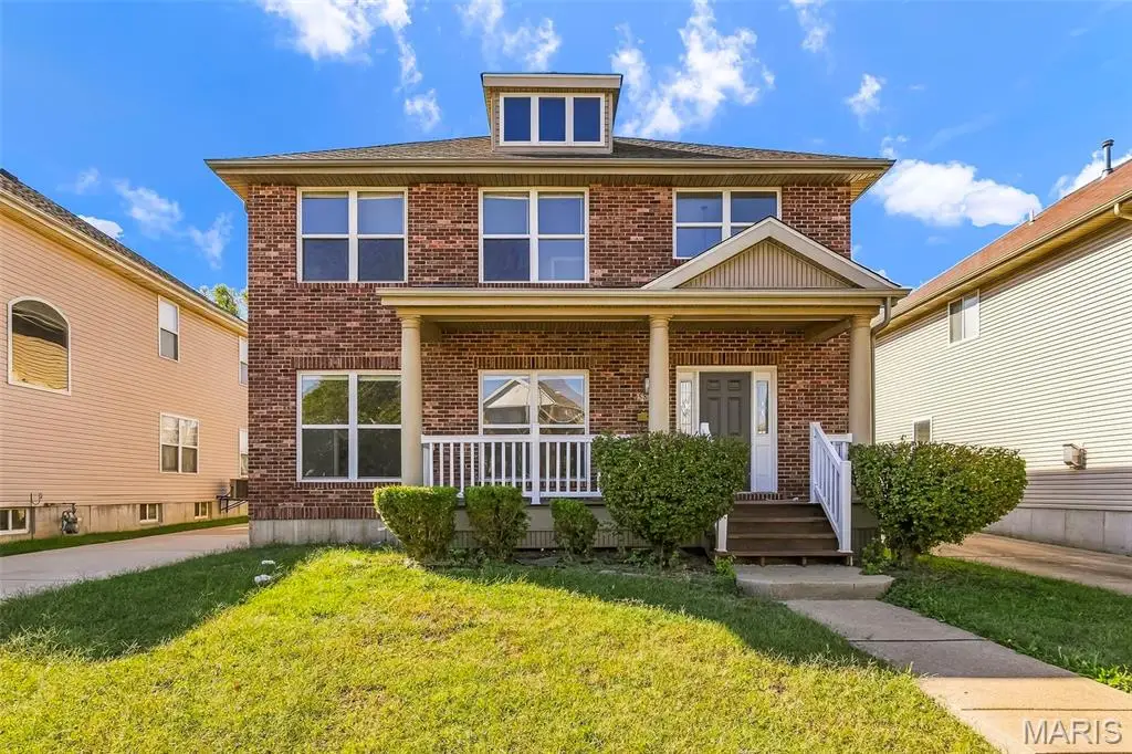 5882 Clemens Avenue, Saint Louis, MO 63112 - #1