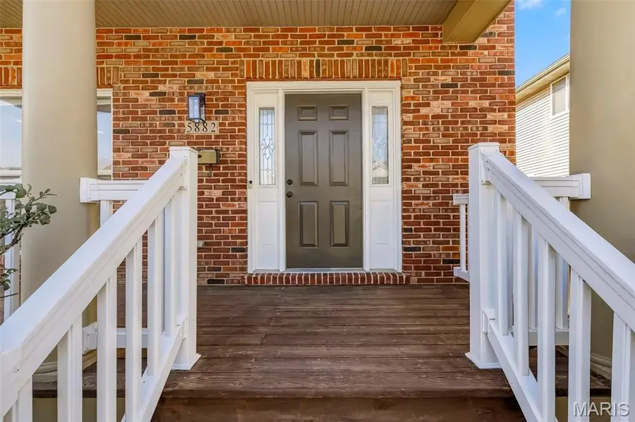 5882 Clemens Avenue, Saint Louis, MO 63112 - #2