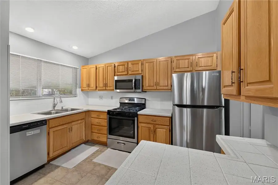 1365 Parakeet Lane, Florissant, MO 63031 - #2