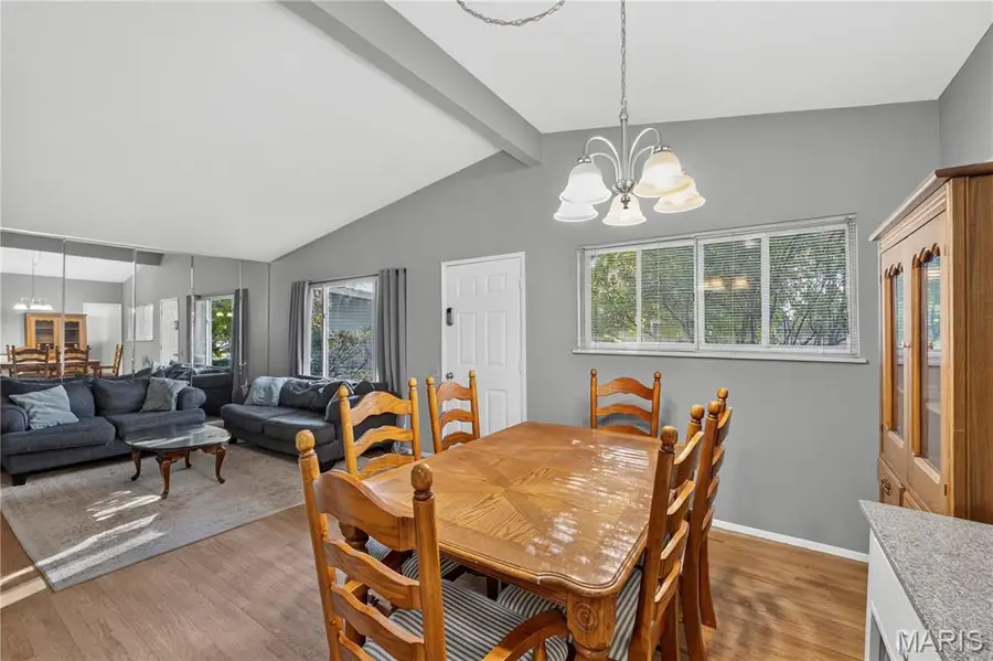 1365 Parakeet Lane, Florissant, MO 63031 - #3