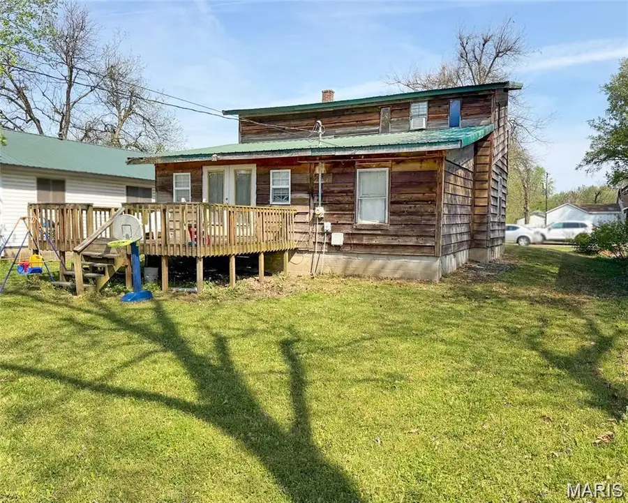 1408 Pine St, Dexter, MO 63841 - #3