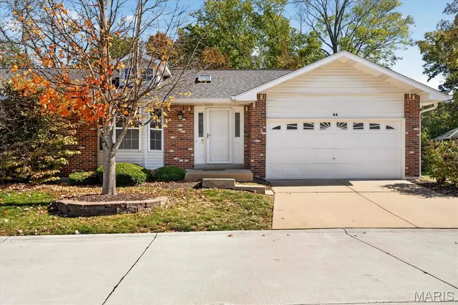 44 Rue De Paix #41, Lake Saint Louis, MO 63367 - #2