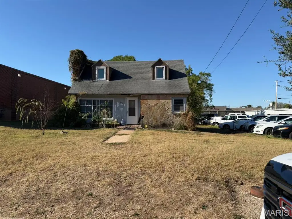 697 S Adams Avenue, Lebanon, MO 65536 - #1