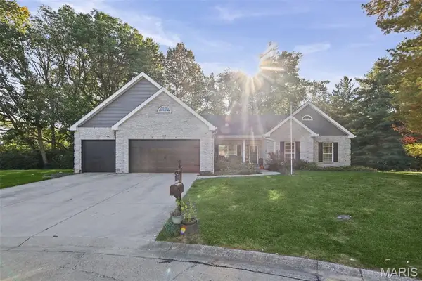 9 7th Fairway Court, Belleville, IL 62220