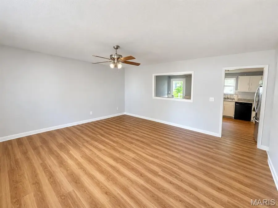 1 Mineral Drive, Saint Peters, MO 63376 - #2