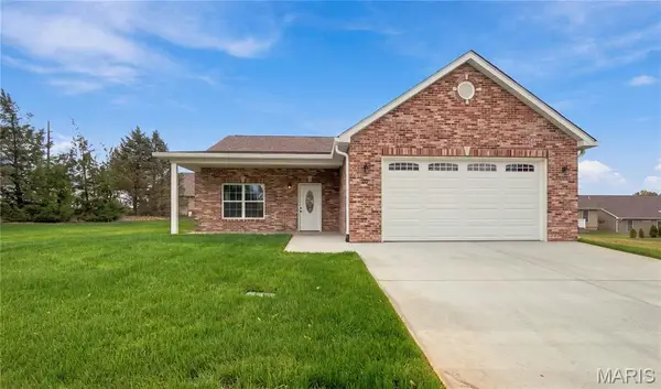 20 Butterfield Drive, Farmington, MO 63640