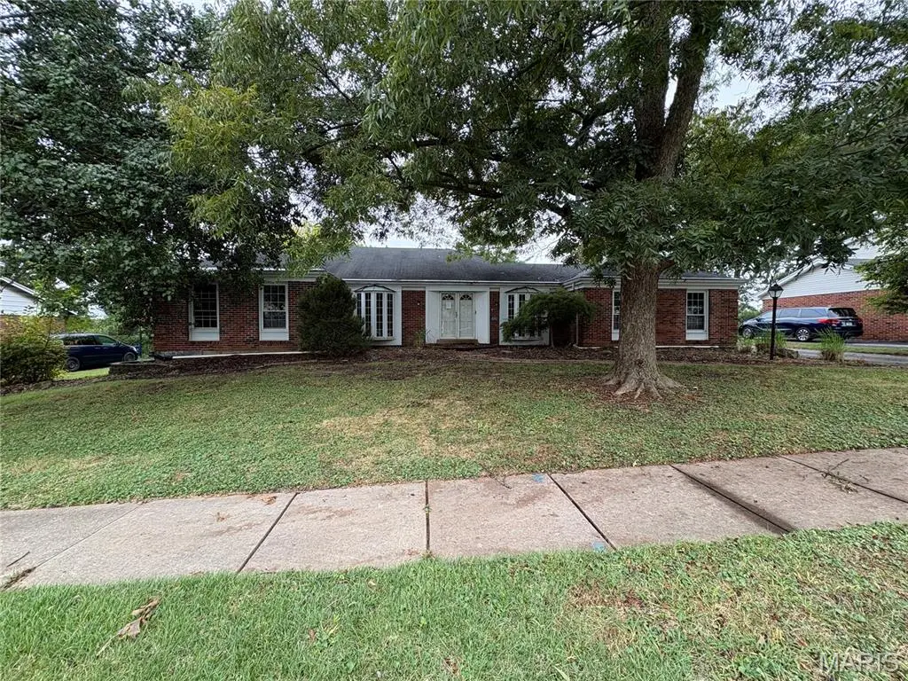 14520 Pembury Drive, Chesterfield, MO 63017 - #1