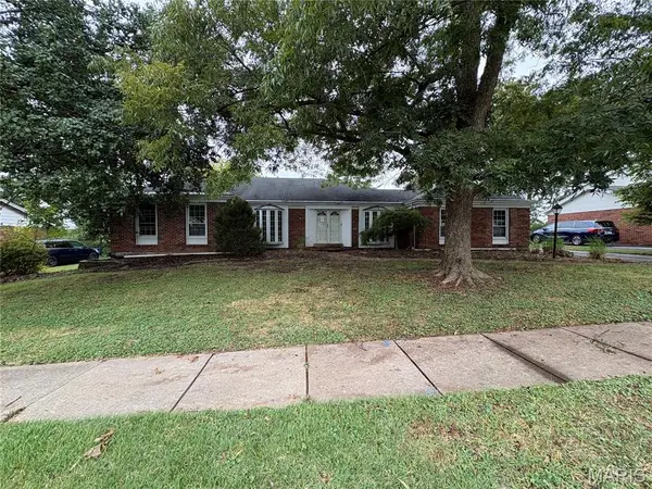 14520 Pembury Drive, St Louis, MO 63017