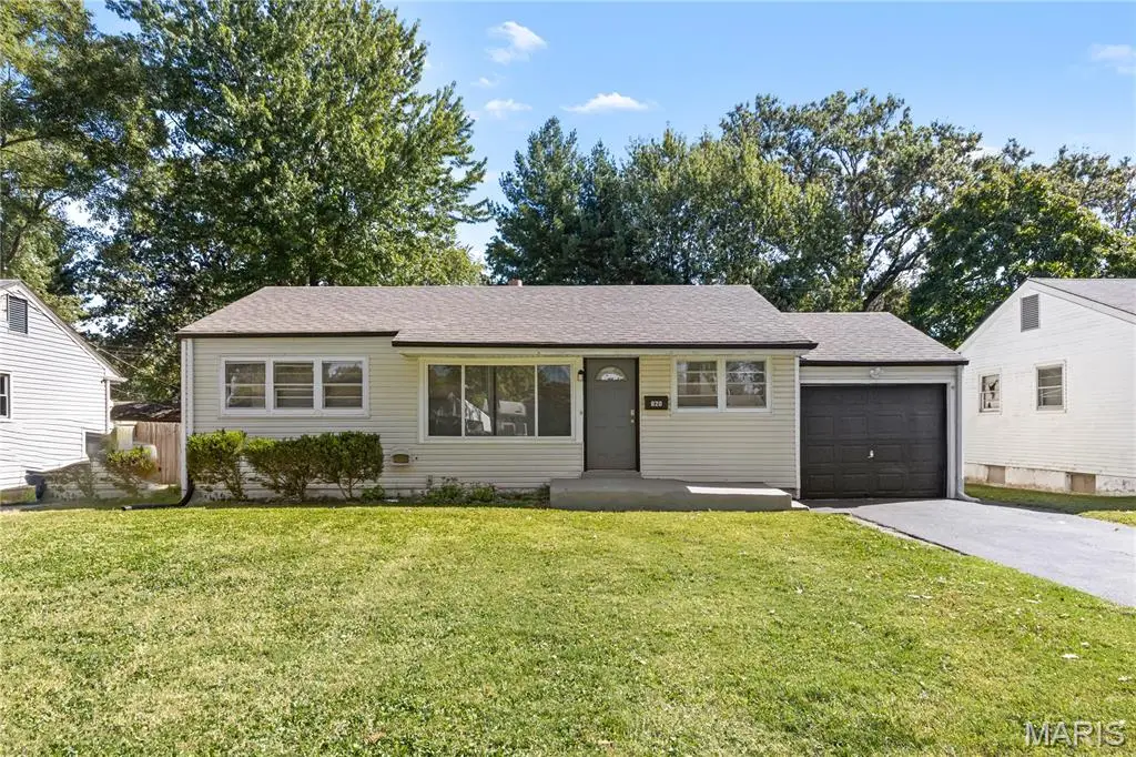 820 Saint Brendan Lane, Florissant, MO 63031 - #1