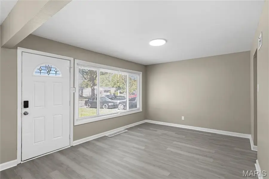 820 Saint Brendan Lane, Florissant, MO 63031 - #3