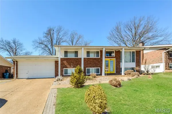 4243 Ashwick Terrace, St Louis, MO 63128
