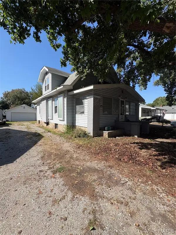 429 Washington Avenue, Alton, IL 62024