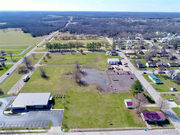 412 E Madison Avenue, Owensville, MO 65066