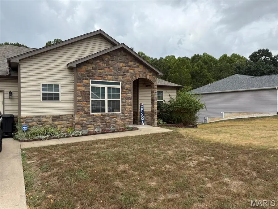128 Sycamore Drive, Saint Robert, MO 65584 - #2