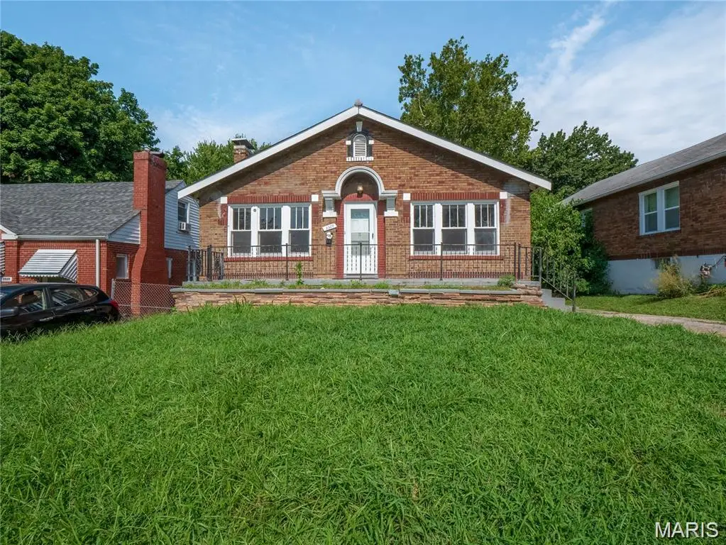 3529 Belaire Place, Saint Louis, MO 63121 - #1