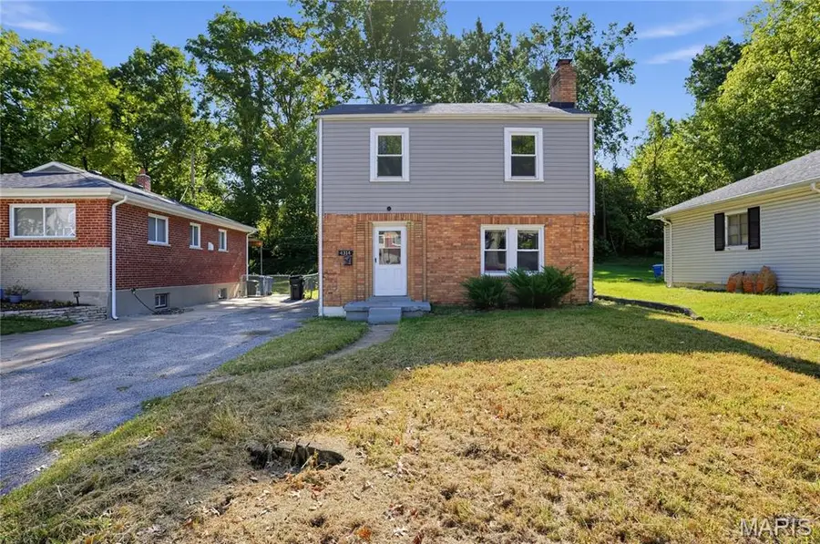 4314 Begg Boulevard, Saint Louis, MO 63121 - #3