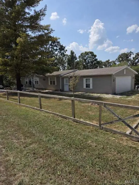 11171 Leisure Drive, Warsaw, MO 65355