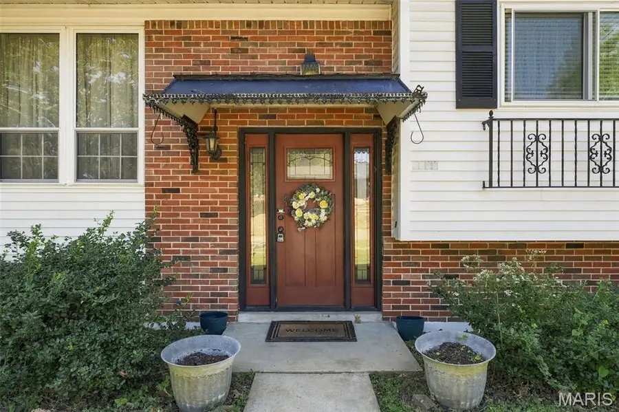 4866 Arevalo Drive, Saint Louis, MO 63128 - #3