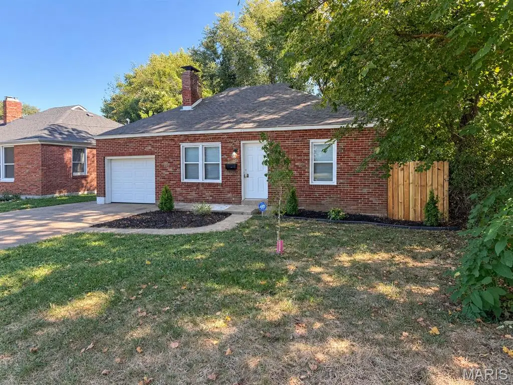 9920 Diamond Drive, Saint Louis, MO 63137 - #1