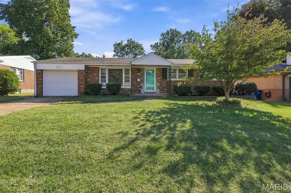 1420 Saint Denis Street, Florissant, MO 63033