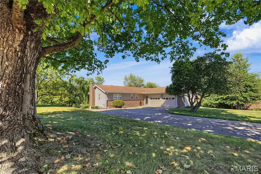 2746 Gordonville Road, Cape Girardeau, MO 63701 - #3