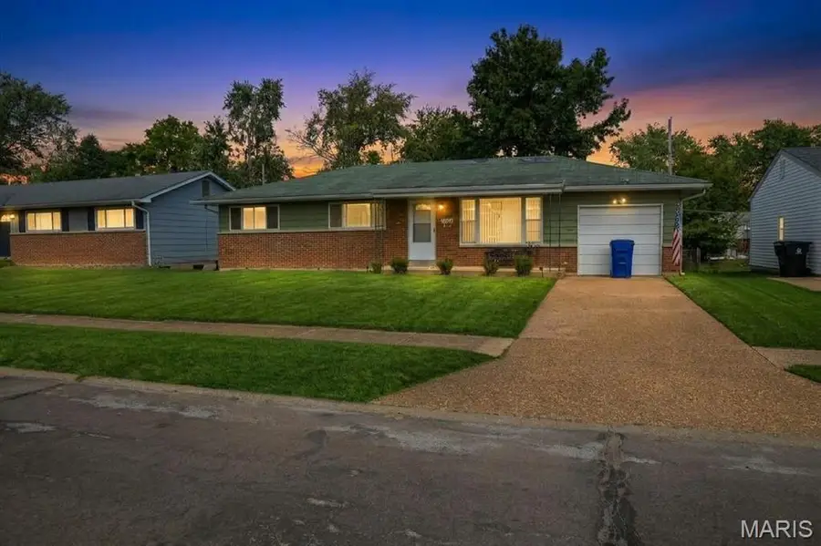 1281 Aspen Drive, Florissant, MO 63031 - #2