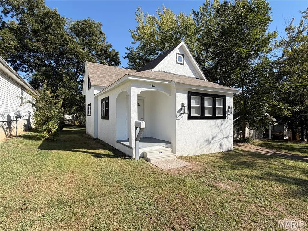 728 12th Street, Poplar Bluff, MO 63901 - #1