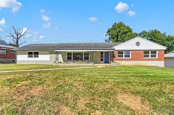 7 Biritz Drive, St Louis, MO 63137