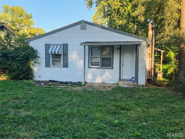 9730 Balboa Drive, St Louis, MO 63136