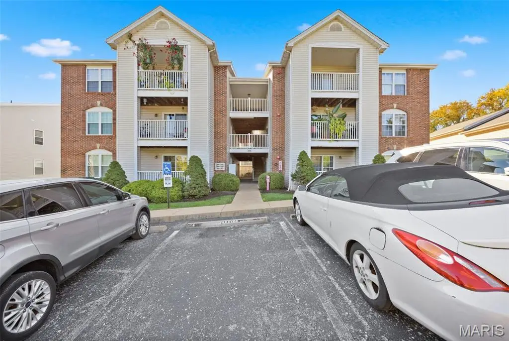 1220 River Chase Drive #100, Arnold, MO 63010 - #1