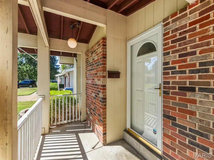 1395 Saint Anthony Lane, Florissant, MO 63033 - #3