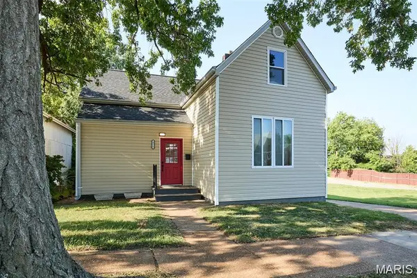 4528 Tholozan Avenue, St Louis, MO 63116