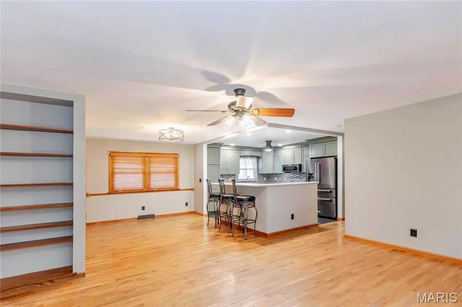 2 Biscayne Drive, Edwardsville, IL 62025 - #3