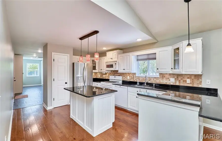 206 Sun Swept Drive, Bedford, MO 63379 - #3