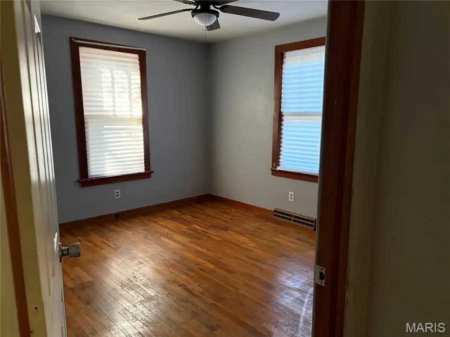 1417 N Missouri Street, Cape Girardeau, MO 63701 - #3
