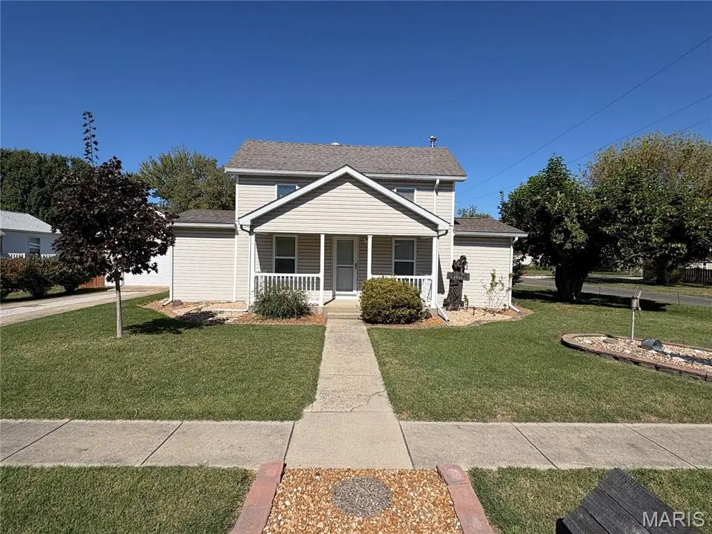 203 W Kell Street, Worden, IL 62097 - #1