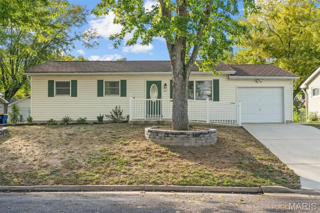 805 Elm Street, Washington, MO 63090 - #1