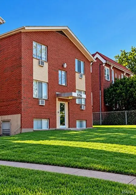 5772 W Florissant Avenue, Saint Louis, MO 63120 - #2