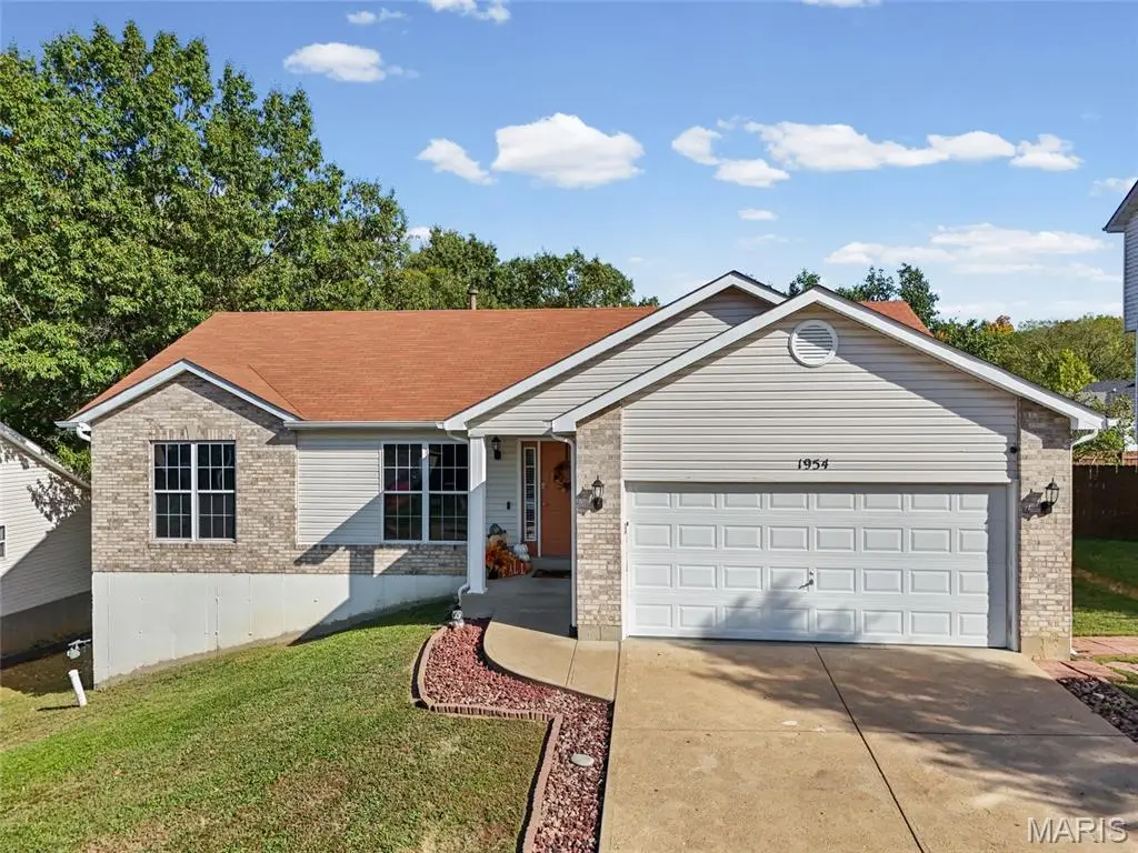 1954 Mckinley Range, Festus, MO 63028 - #1
