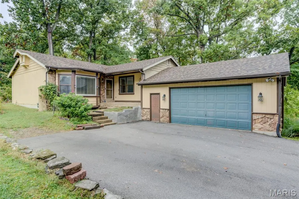533 Snipes Drive, Saint Charles, MO 63303 - #1