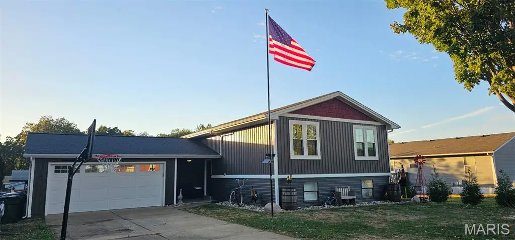 113 El Perro Drive, Saint Peters, MO 63376 - #1