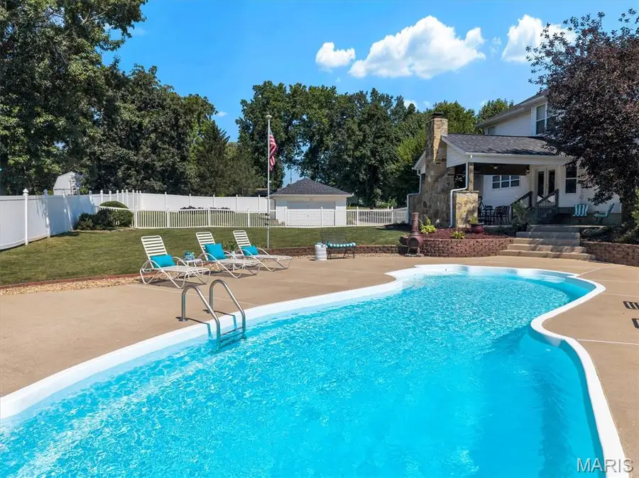 1 Cross Creek Lane, Saint Paul, MO 63366 - #2