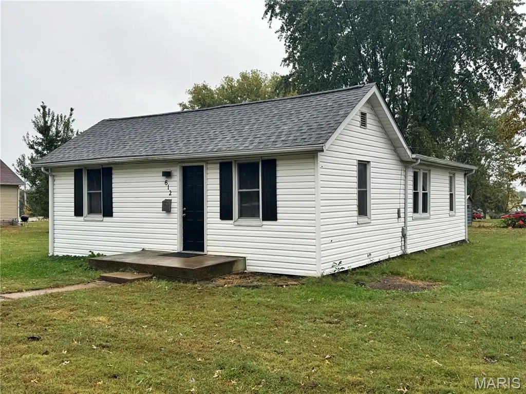 612 E Jefferson Avenue, Owensville, MO 65066 - #1