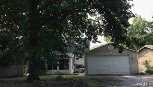2776 Dawnview Drive, Florissant, MO 63031