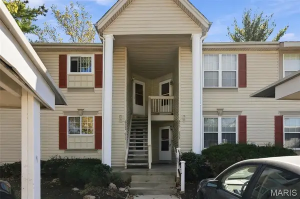 657A Sugar Trail Court #5, St Peters, MO 63376