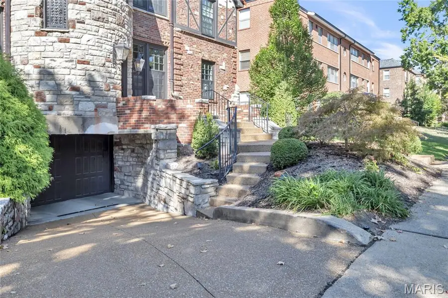 731 Westwood #1N, Clayton, MO 63105 - #3