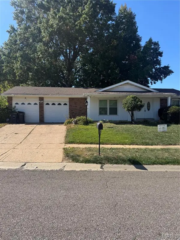 11965 Kingshead Drive, Florissant, MO 63033