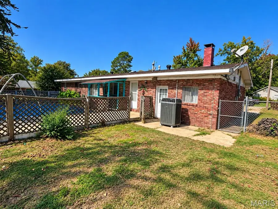2414 Covington Meadows, Poplar Bluff, MO 63901 - #3