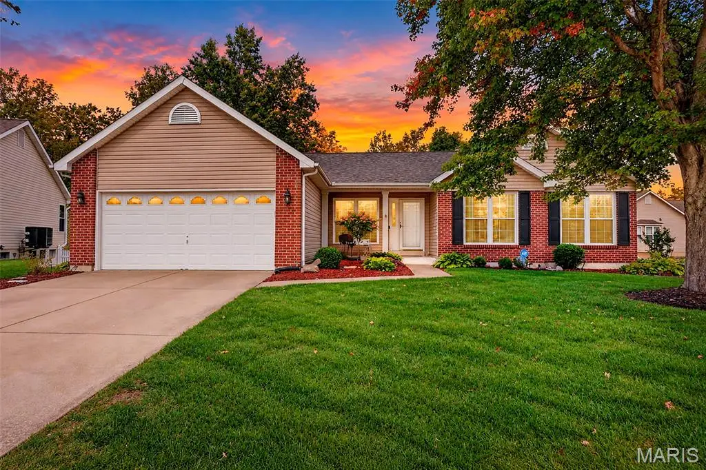 1044 Treeshade Drive, Saint Peters, MO 63376 - #1
