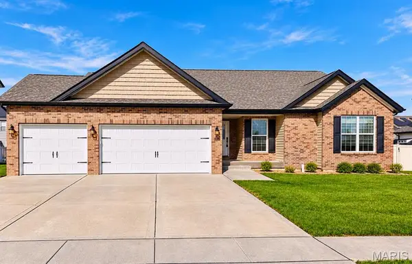 608 Monarch Drive, O'Fallon, IL 62269